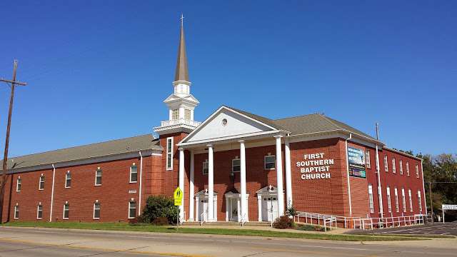 Home First Southern Baptist Church Topeka Church In Topeka Ks 